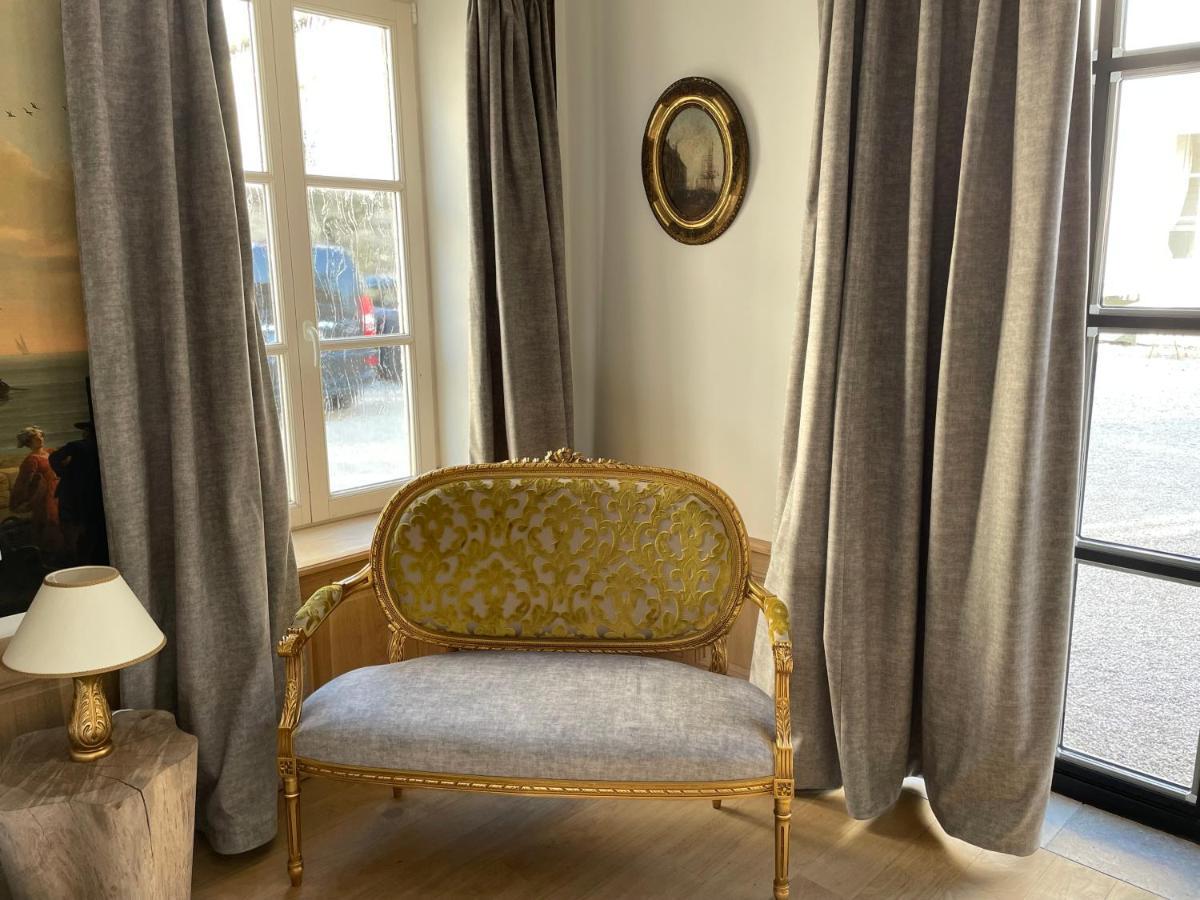 네프샤토 L'Orangerie B&B 외부 사진