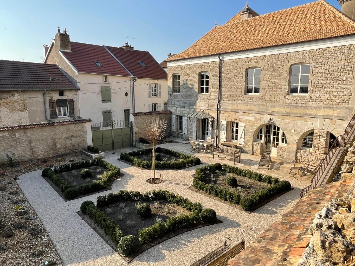 네프샤토 L'Orangerie B&B 외부 사진